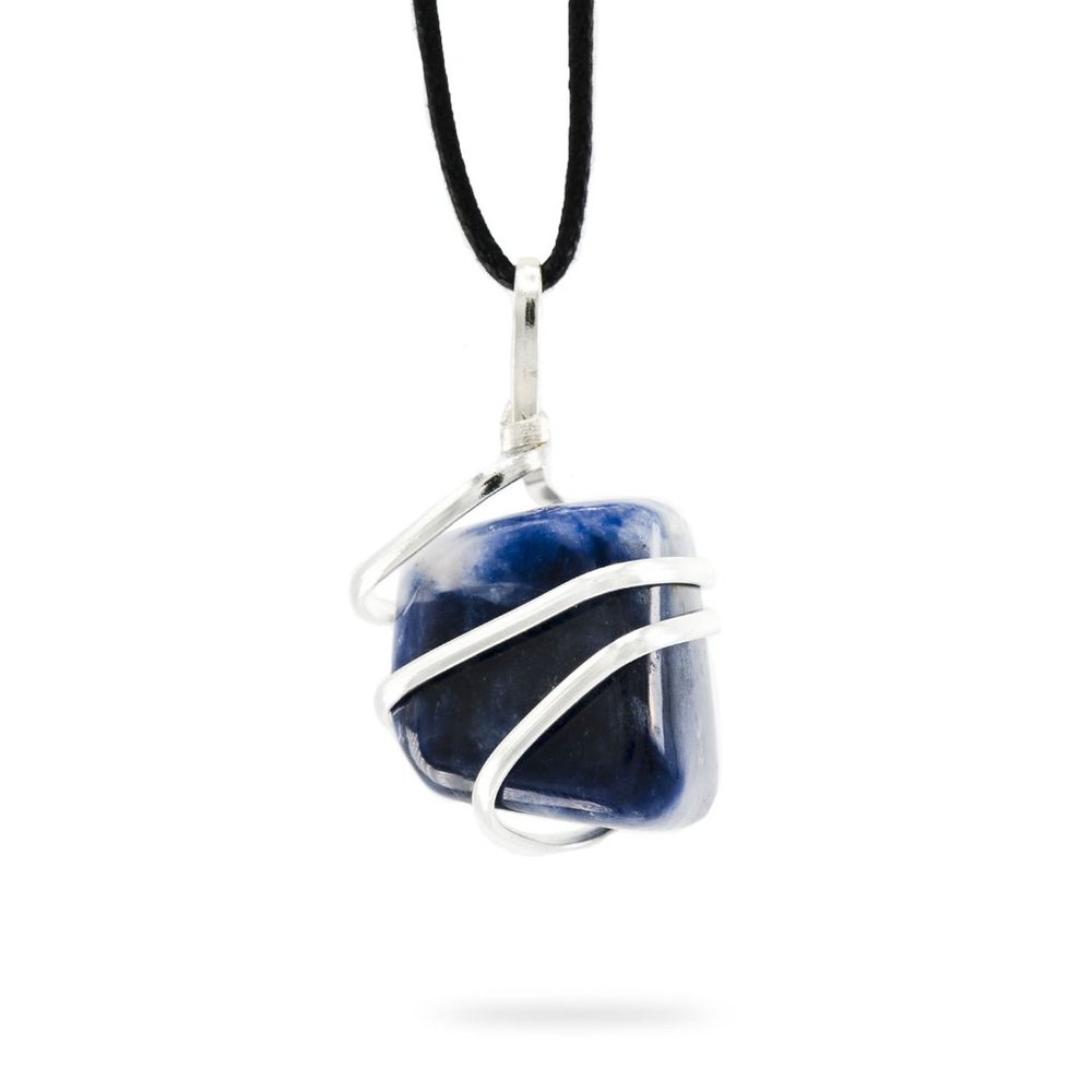 AYANA Sodalite Necklace for Truth, Wisdom, and Self-Acceptance